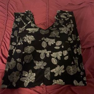 Rosy pant romper size large